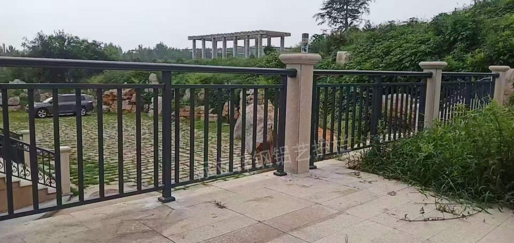 铝艺阳台护栏LY-Y002