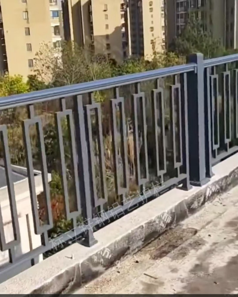 铝艺阳台护栏LY-Y003