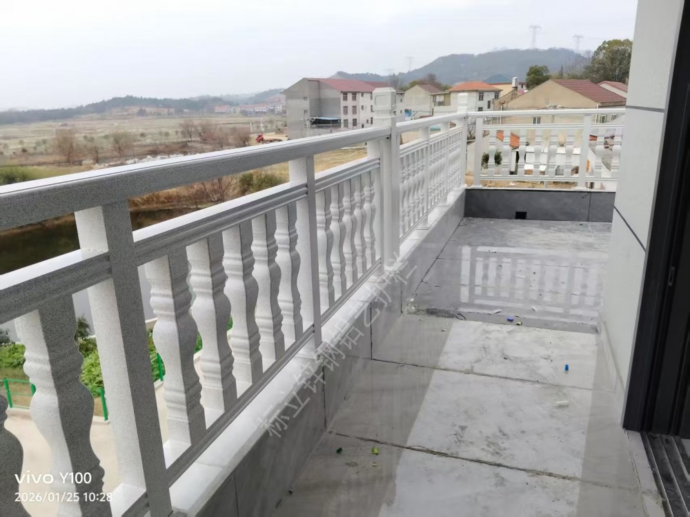 铝艺阳台护栏LY-Y022