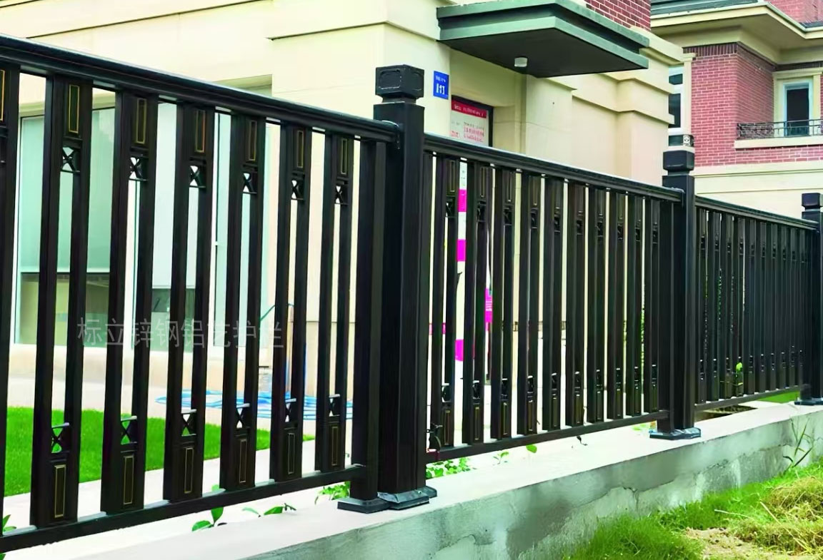 BL-LYW031铝艺围墙护栏副本.jpg